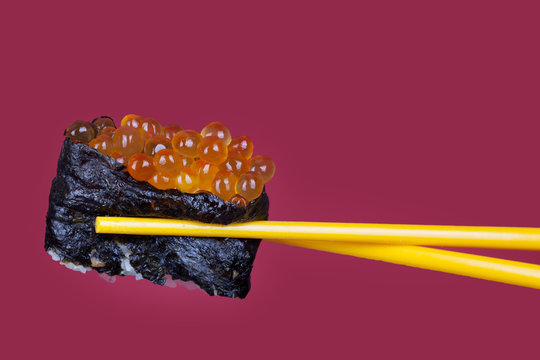 Sushi roll with caviar