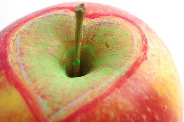 Serce na jabłku