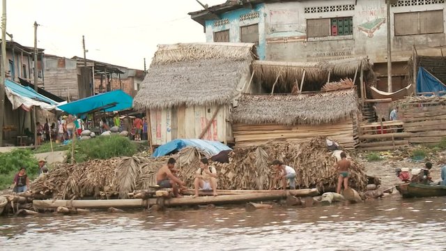 Slums am Amazonas, Südamerika