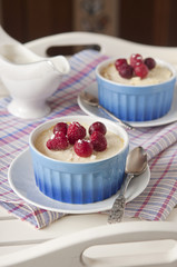 dessert with cream cheese