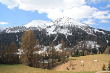 Fototapeta na wymiar Panorama z doliny Fassa Vigo