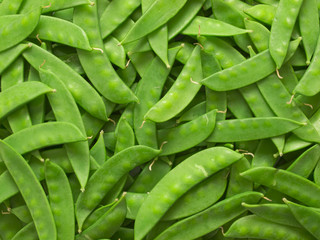 close up of snow peas food background © fkruger
