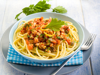 spaghetti with swordfish ragout