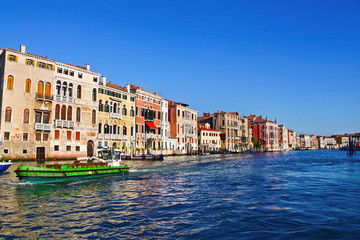 Fototapeta na wymiar Beautiful view of Grand Canal, Venice