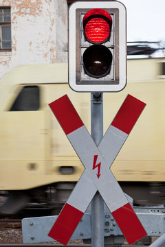 Halt!