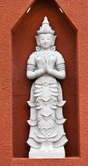 Fototapeta premium statue in space wall