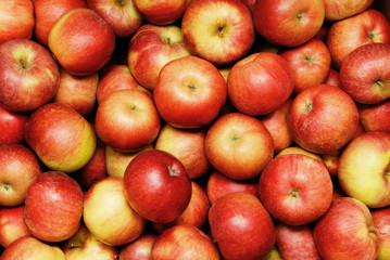Pile of apples in a market stall