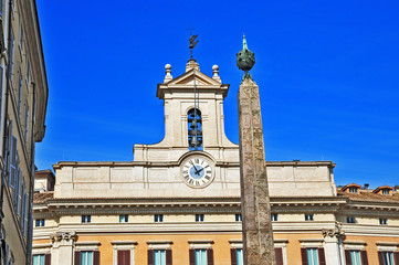 Fototapeta na wymiar Palazzo Montecitorio (Izba Deputowanych), Rzym