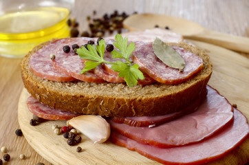 sausage with bread
