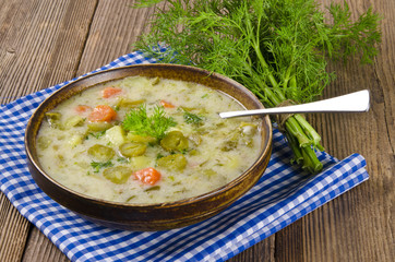 Polnische Gurkensuppe