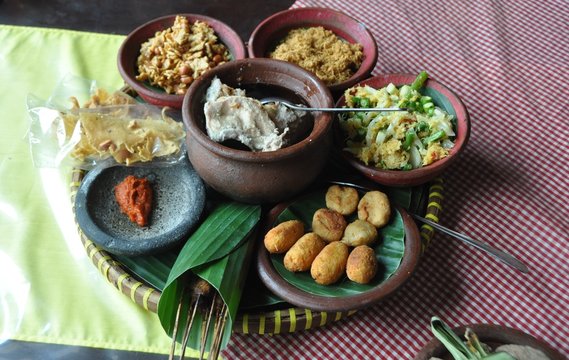 Repas indonésien à Java