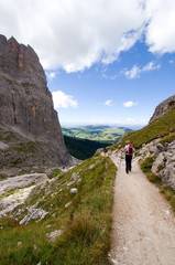Fototapeta na wymiar Langkofelkar mit Blick auf die Seiser Alm - Dolomiten - Alpen