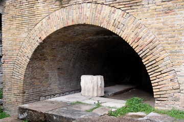 Obraz premium Ancient brick arch at Roman theater in Taormina, Italy