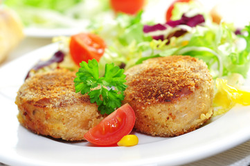 Salat, Fleisch