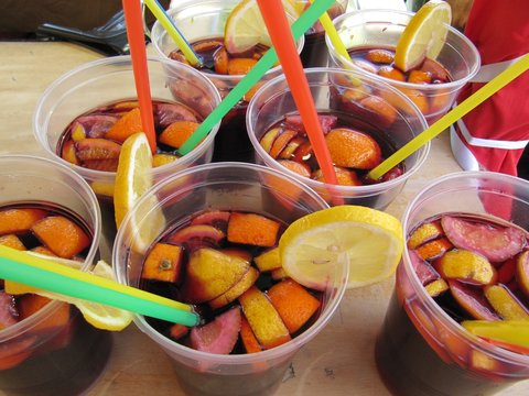 Vasos De Sangria, Wine Punch