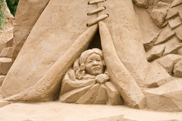 Figures from the sand © Pavel Parmenov