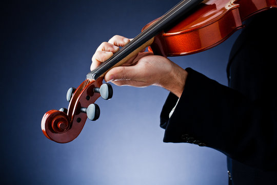 violin played by the musician