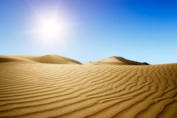 Fototapete Sandige Wüste Goldwüste in den Sonnenuntergang.