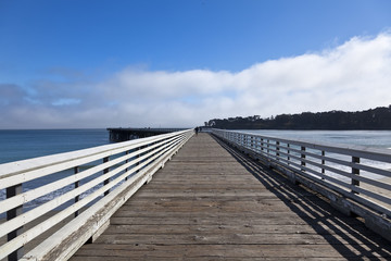 Fototapeta premium Long Pier at San Simeon Beach, California.