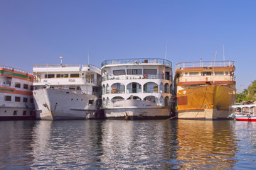 Boats (hotels) anchored in the Luxor (Egypt) © frank11