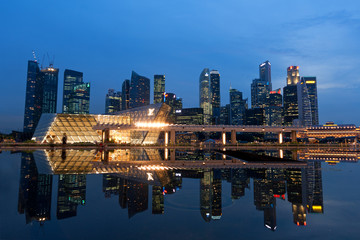 Fototapeta na wymiar Skyscrapers' reflections at Singapore