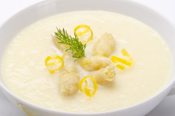 Spargelcremesuppe