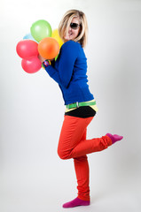 Frau mit Luftballons