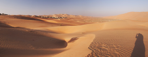 Fototapeta premium Abu Dhabi's desert dunes