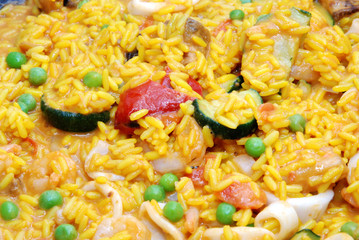 paella di pesce e verdure