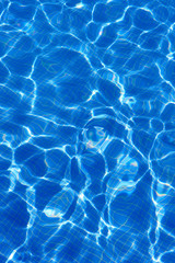 Agua azul transparente, piscina