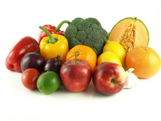 Obraz na płótnie Canvas Variety of fruits and vegetables