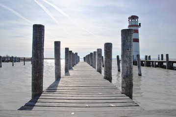 steg - leuchturm - hafen