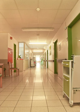 Krankenhaus - Hospital