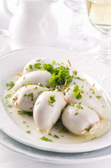 Tintenfisch gefüllt