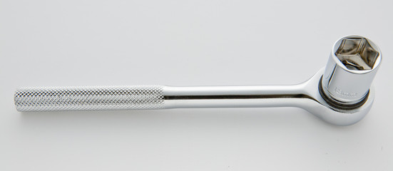 Clé à cliquet avec douille