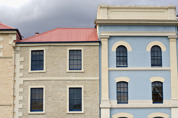 Fototapeta na wymiar Kolorowe elewacje budynków, Hobart, Tasmania, Australia