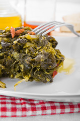 Stewed turnip greens. Cime di rapa stufate.