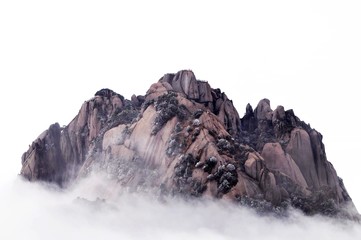 Montagnes rocheuses dans les brouillards du matin