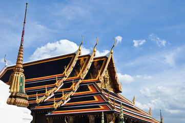 Fototapeta na wymiar Thai style temple's roof in The Grand Palace area, Bangkok, Thai