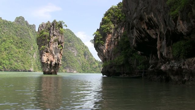 james bond island