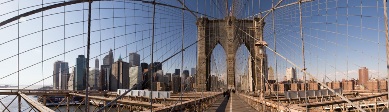 Fototapeta Brooklyn Bridge pedestrian lane, New York