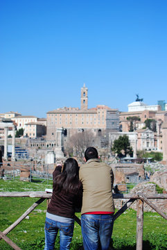 Paar am Forum Romanum