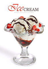 Vanilla ice cream with strawberries and chocolate sauce