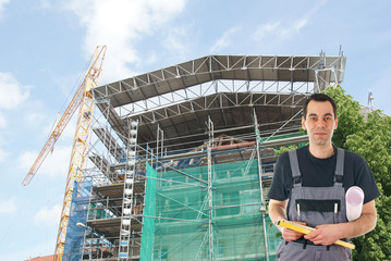Bauarbeiter vor einer Baustelle