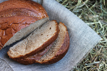 Brown sliced bread on hay