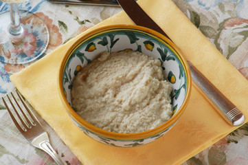 Armoracia rusticana Horseradish 辣根