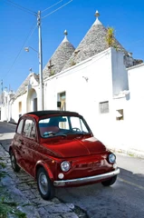 Photo sur Plexiglas Vielles voitures Trulli d& 39 Alberobello. Pouilles. Italie.