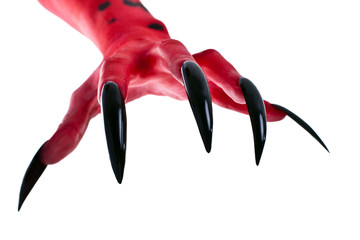 Hand eines Teufels mit langen Klauen 2