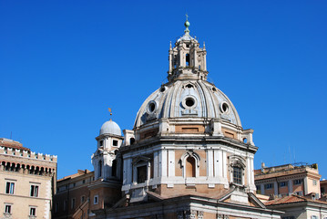 Fototapeta na wymiar Römische Kirche an der Piazza Venezia