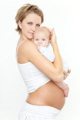 schwangere mit baby 2